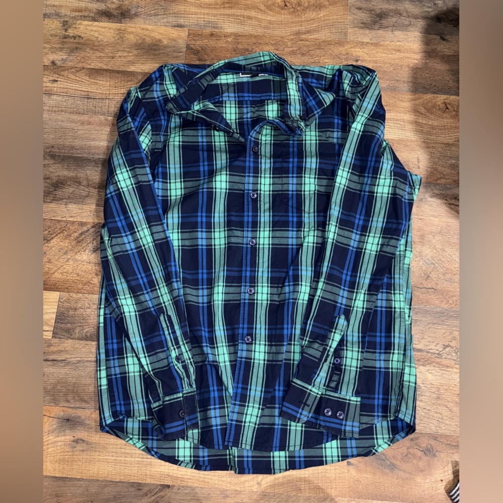 Club Room Blue and Green Casual Button Down Shirt